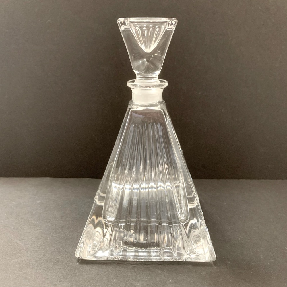 Perfume Royal Crystal Rock bottle Pyramid Shaped